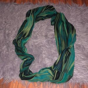 Scarf - VERY NEGOTIABLE!!